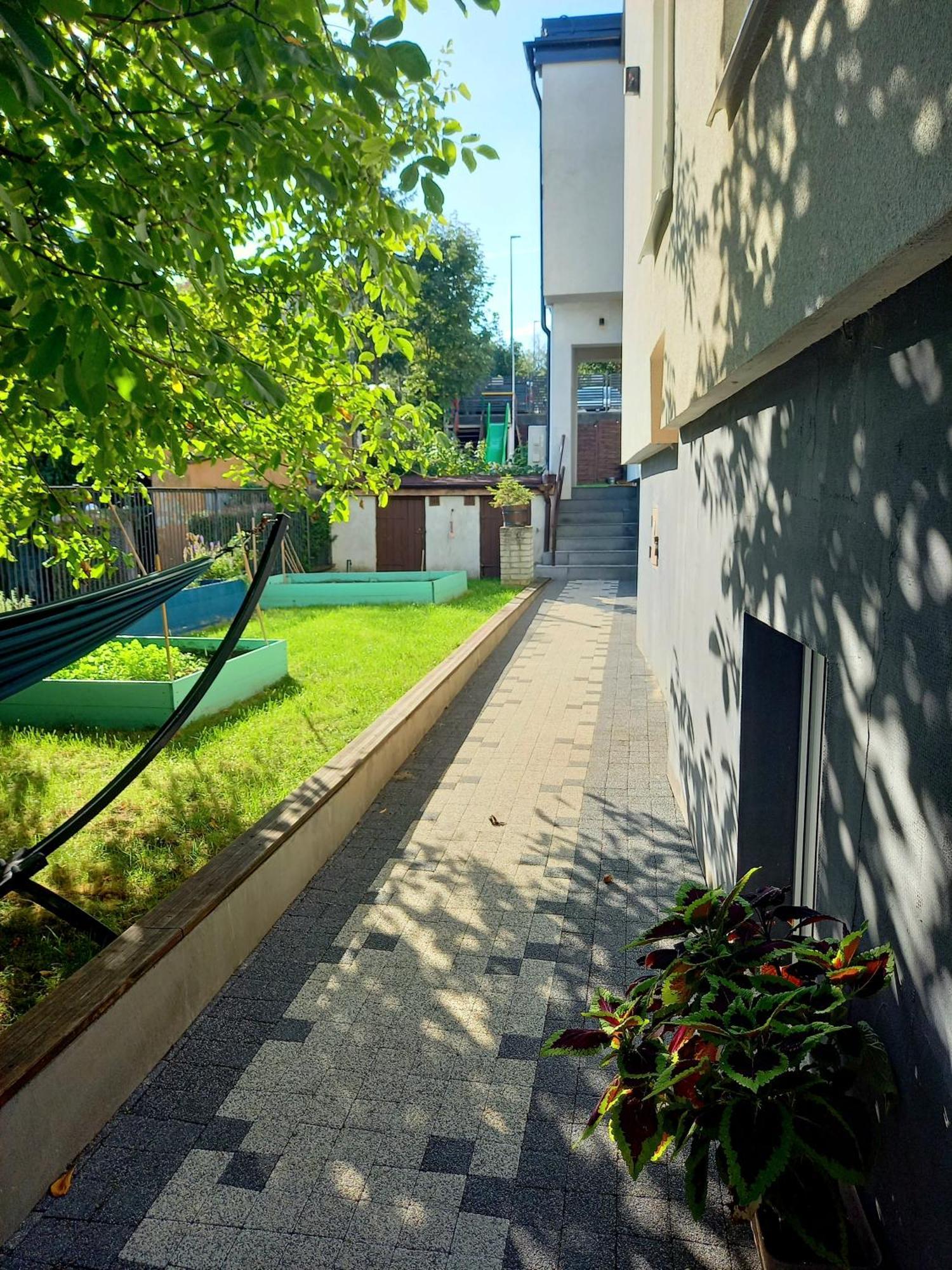 Agatomdom Gdansk, Taras-grill-kuchnia, 1800m Stare Pensjonat
